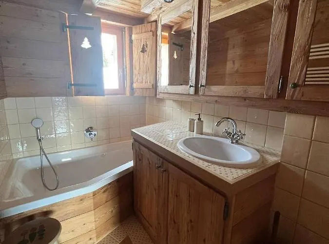 Superb Attic In Les Esserts